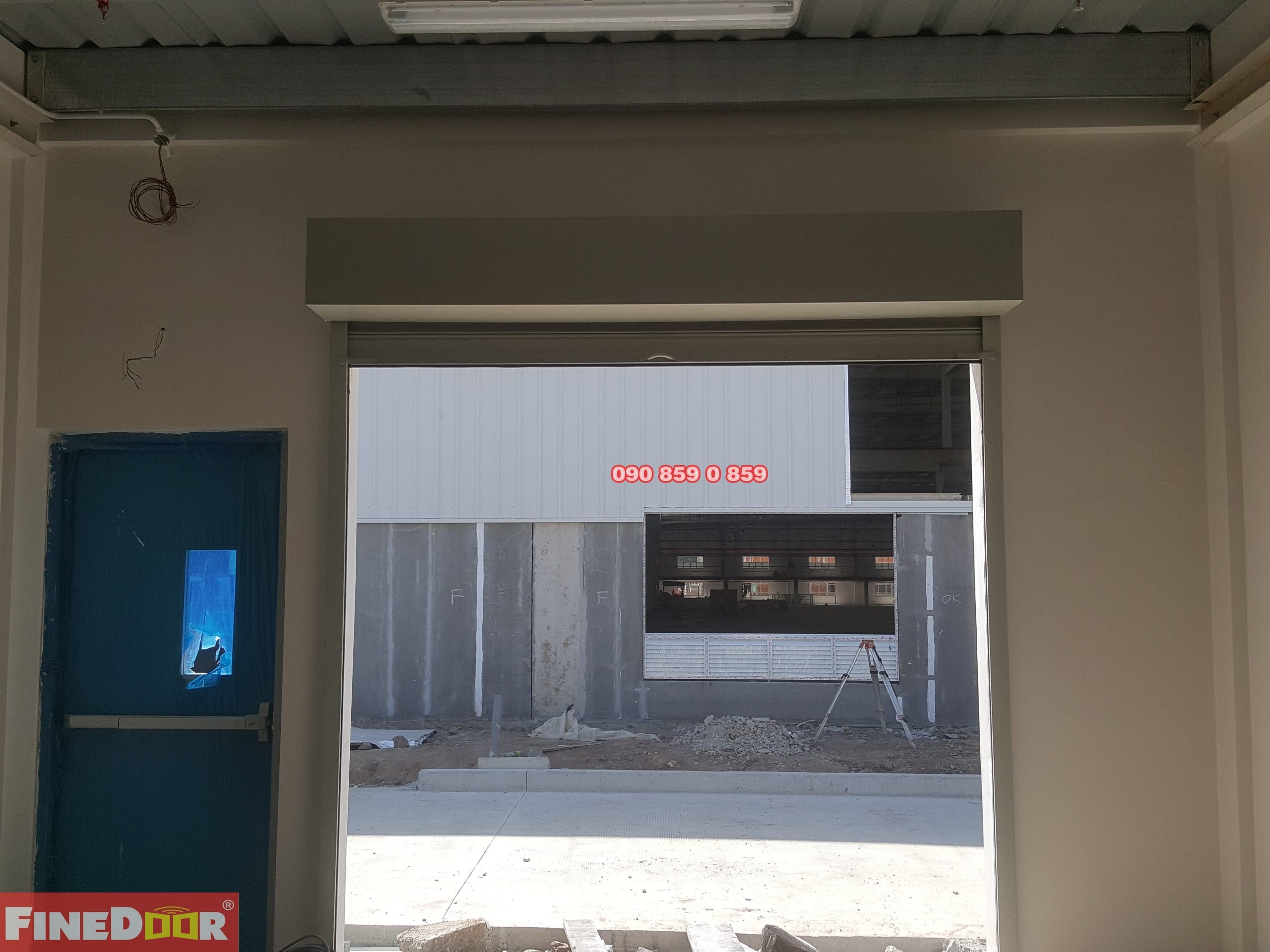 Cửa cuốn lò xo kéo tay Finedoor