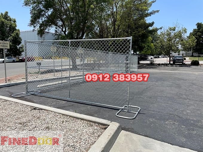 Hang-rao-luoi-b40-san-bong-kho-xuong