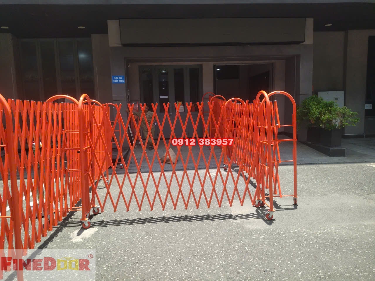 Hàng rào xếp chữ U đẹp giá rẻ