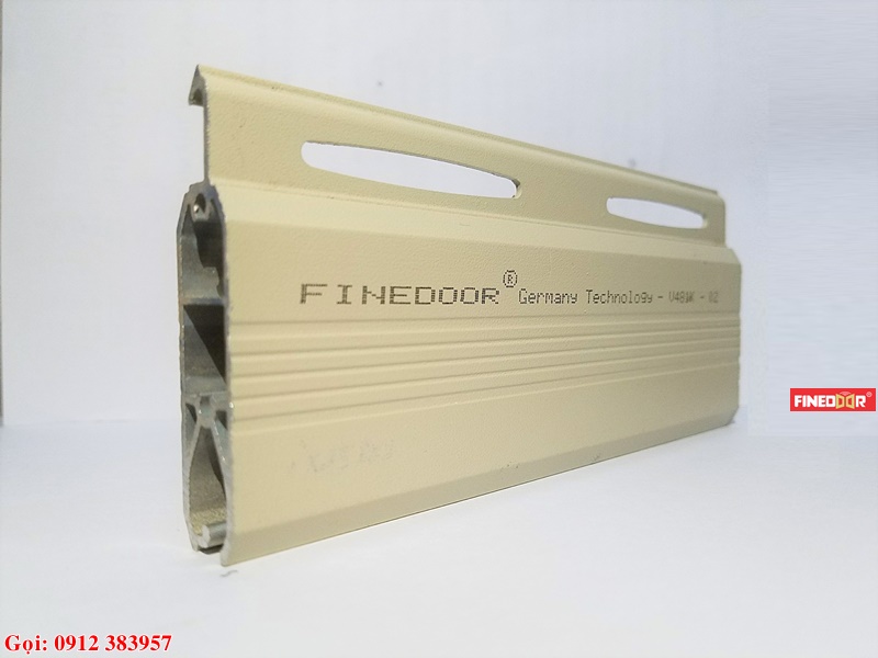 Mẫu lá cửa cuốn Nhôm Finedoor F-132D